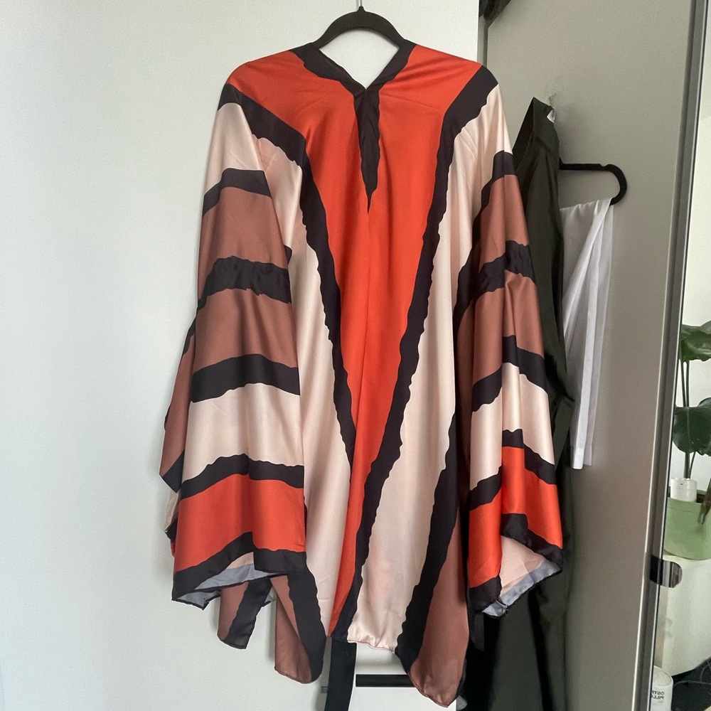 Kimono /dress- one sz fits most sm-3X - Picture 10 of 14